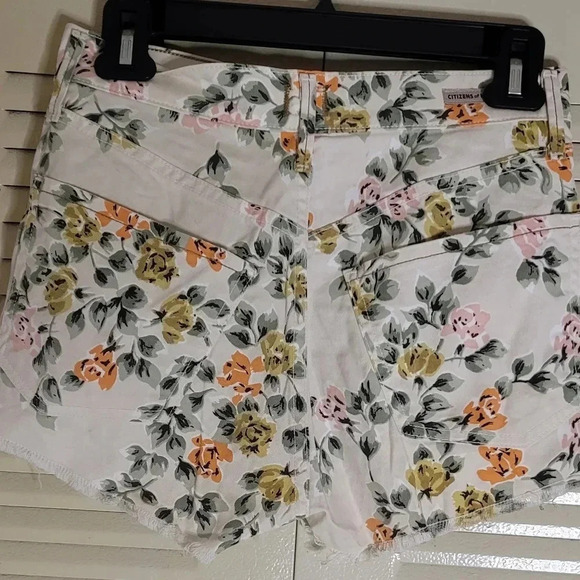 Citizens of humanity shorts women's size 26 beige - Picture 3 of 8